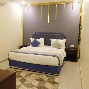 تحقق من التوفر