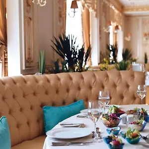 Moevenpick Star Hotel